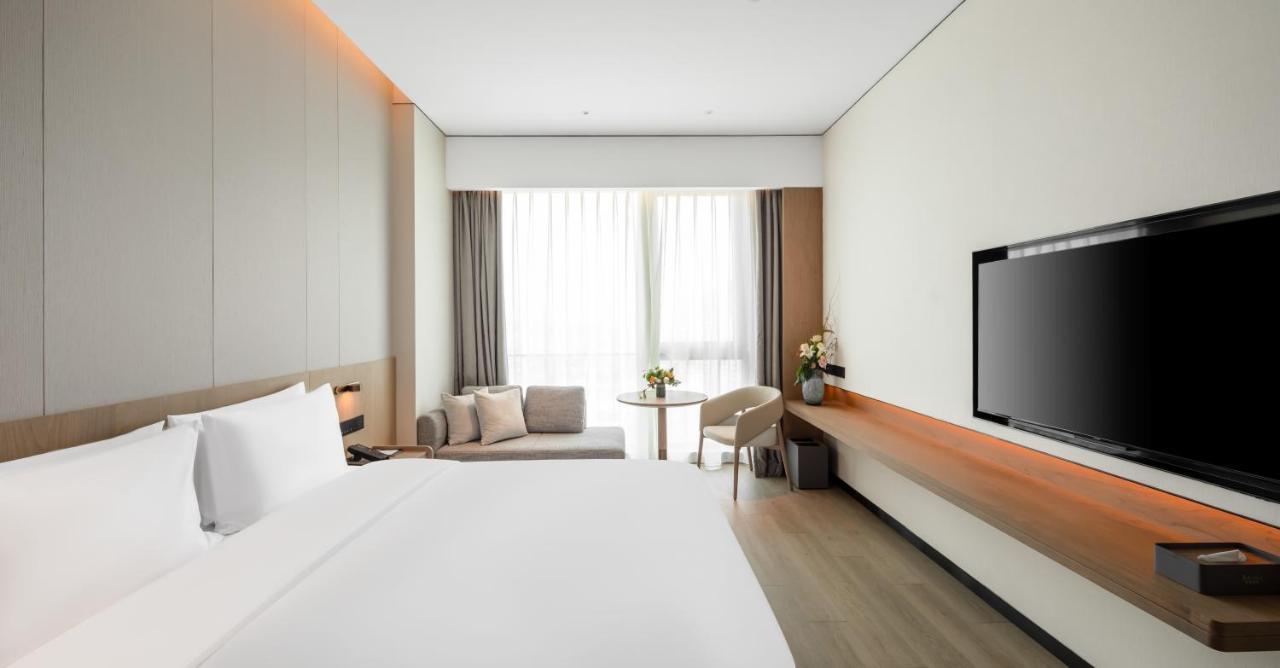 The Coli Hotel Jinan Exteriör bild